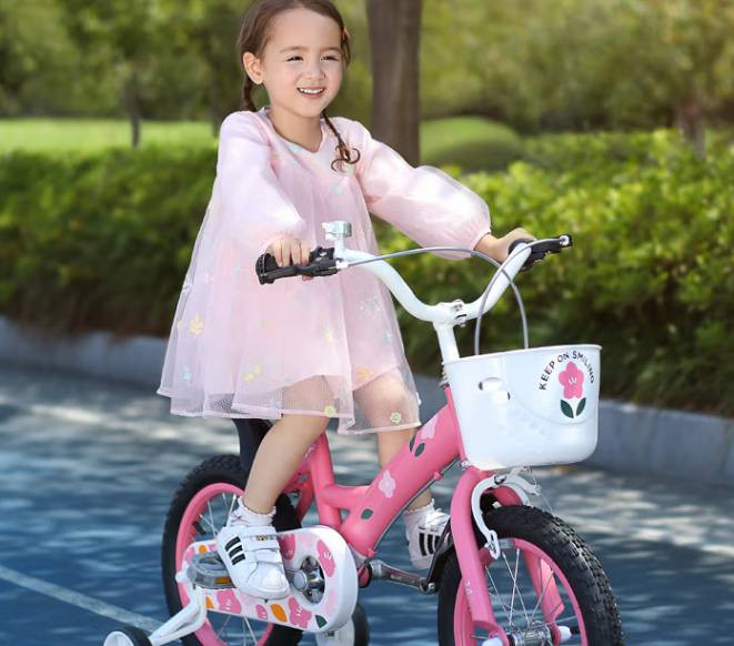 好孩子儿童自行车  16寸粉红，配双辅助轮，另送边支架，最低价150元。