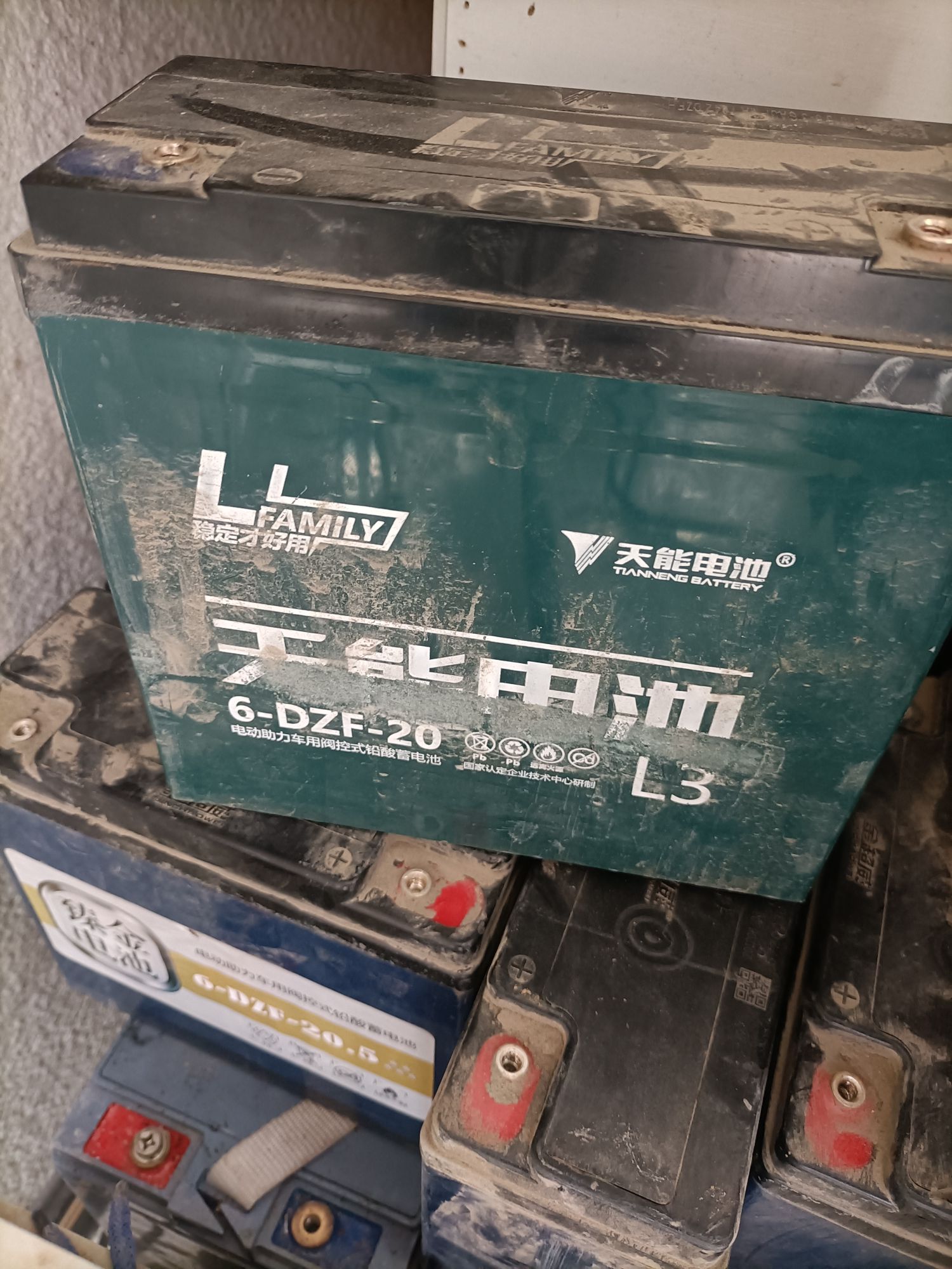 这款电池剩余两轮车，两轮车如果续航里程不远的，也可以来配一个
