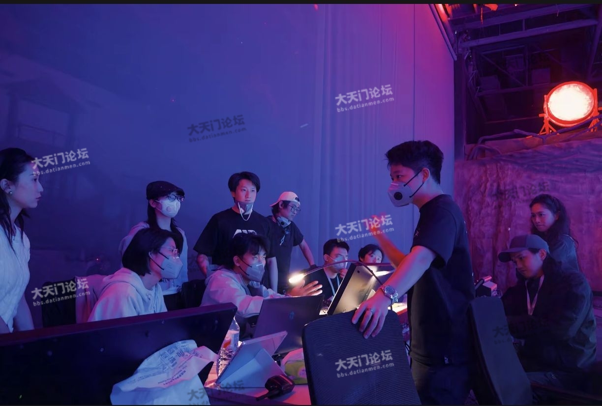 向摄影师致谢！